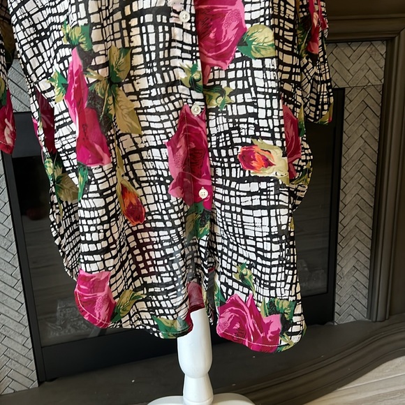 • Vincente lightweight floral patterned top, L • - Picture 3 of 9